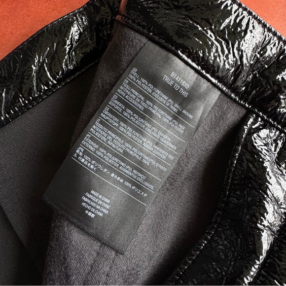 Sz 25 Stone Row By Volcom ‘True To This’ Black Pleather Skirt / Silver Hardware - Picture 3 of 4